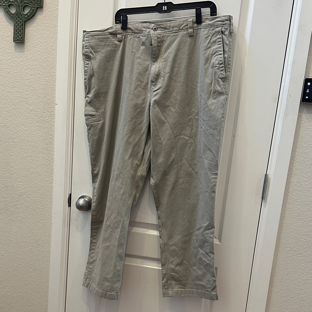 Duluth Trading Co Men's Tan Chinos 42x30